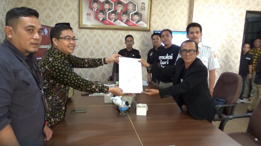 Langkahnya Membangun Desa Semakin Mantap, Davit Kurniawan Mendaftar Urutan ke 2 DPD RI