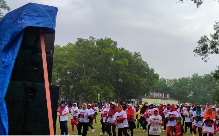 Relawan Ganjar Mahfud Lampung, Gelar Senam Sehat Di Kampung Poncowati