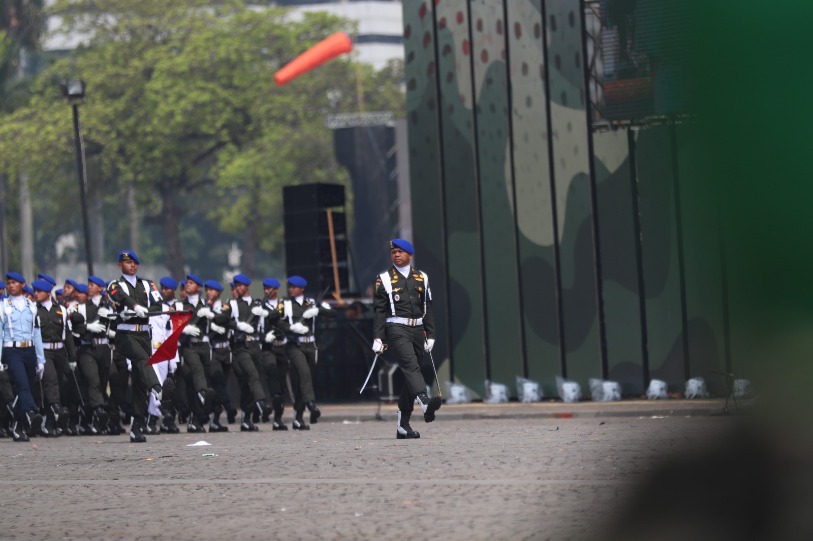 Kekompakan Batalyon POM TNI, Sukseskan Peringatan HUT Ke-79 TNI di Kawasan Monas Jakarta