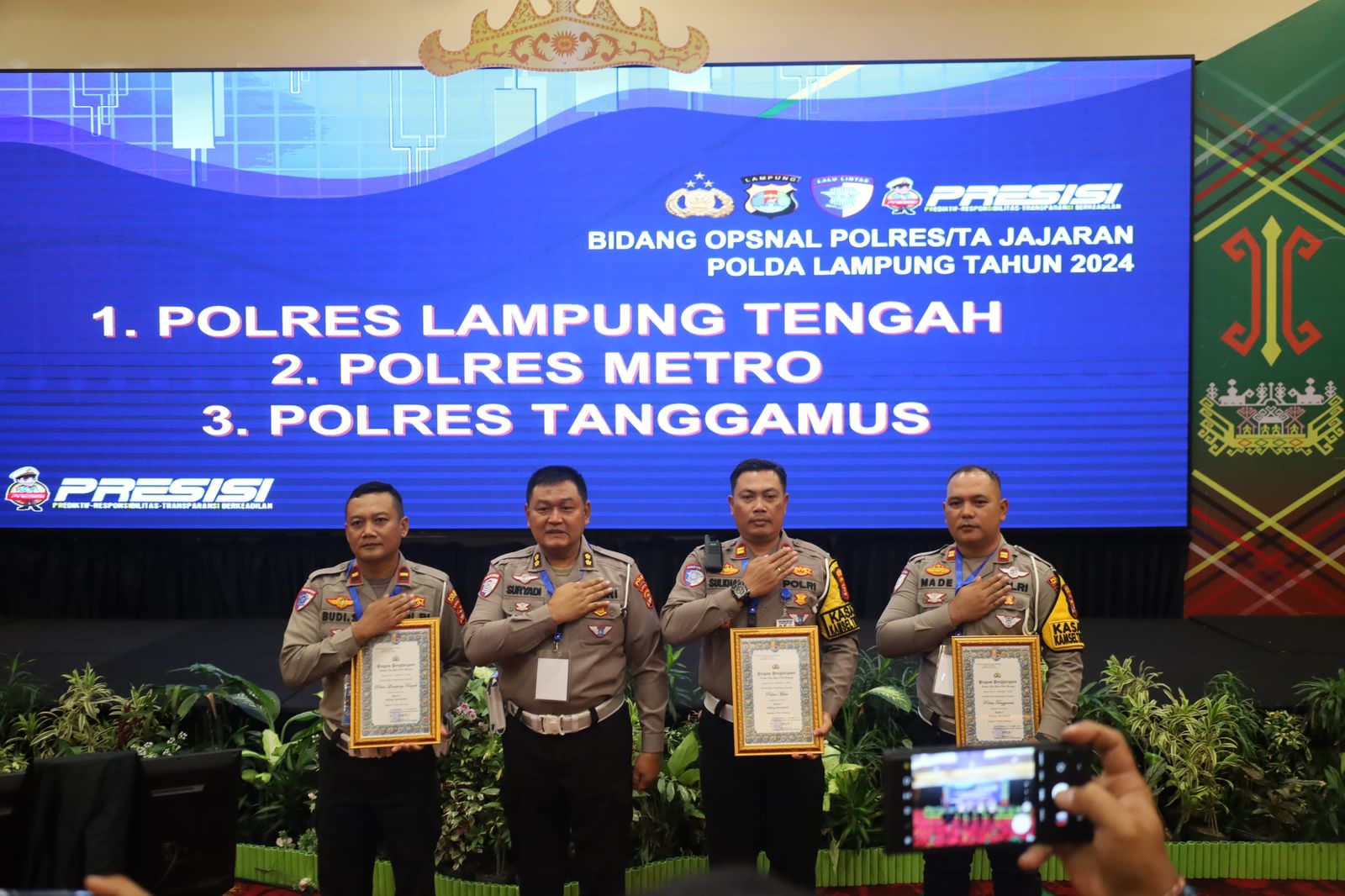 Sat Lantas Polres Lamteng Raih Penghargaan Bidang Operasional di Rakernis Lalu Lintas 2024