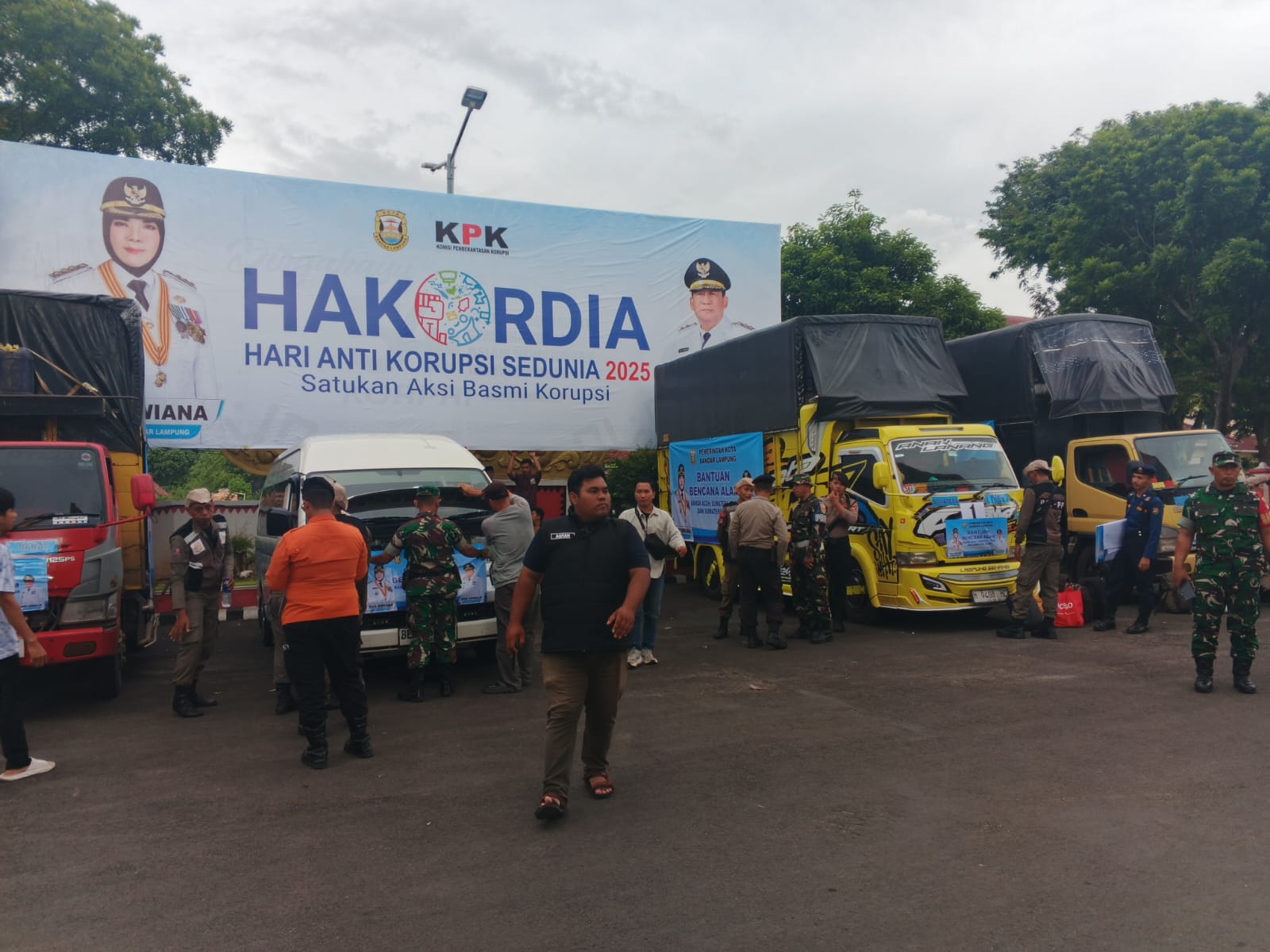 Wali Kota Bandar Lampung Lepas Bantuan Kemanusiaan untuk Korban Banjir di Aceh, Sumut, dan Sumbar