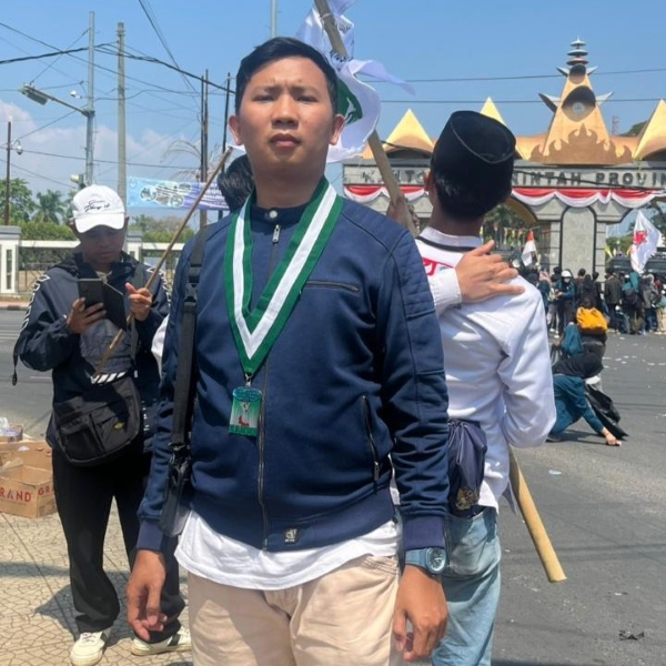 Illegal Logging di Pesisir Barat: KAMMI Lampung Tuntut Investigasi Mendalam